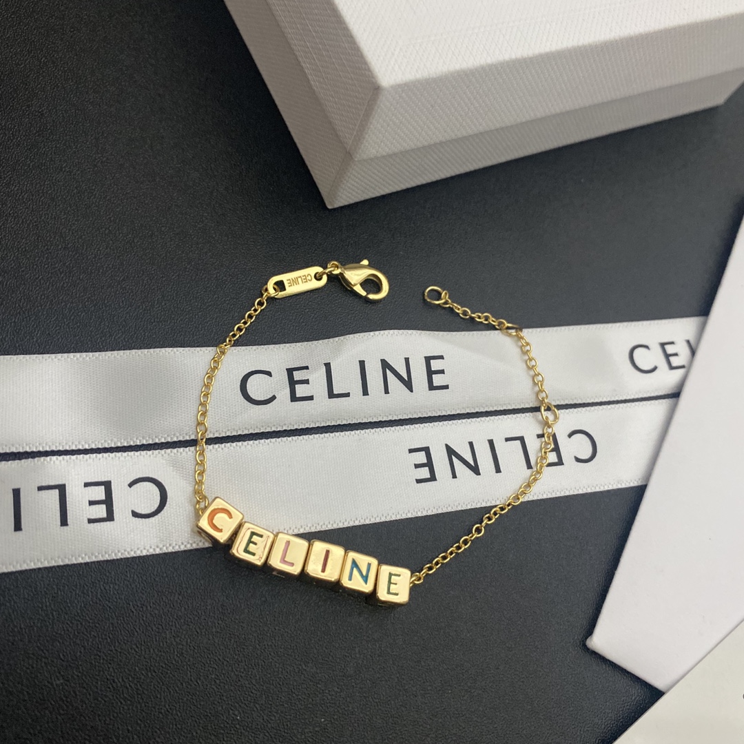 B285  CELINE bracelet 106434