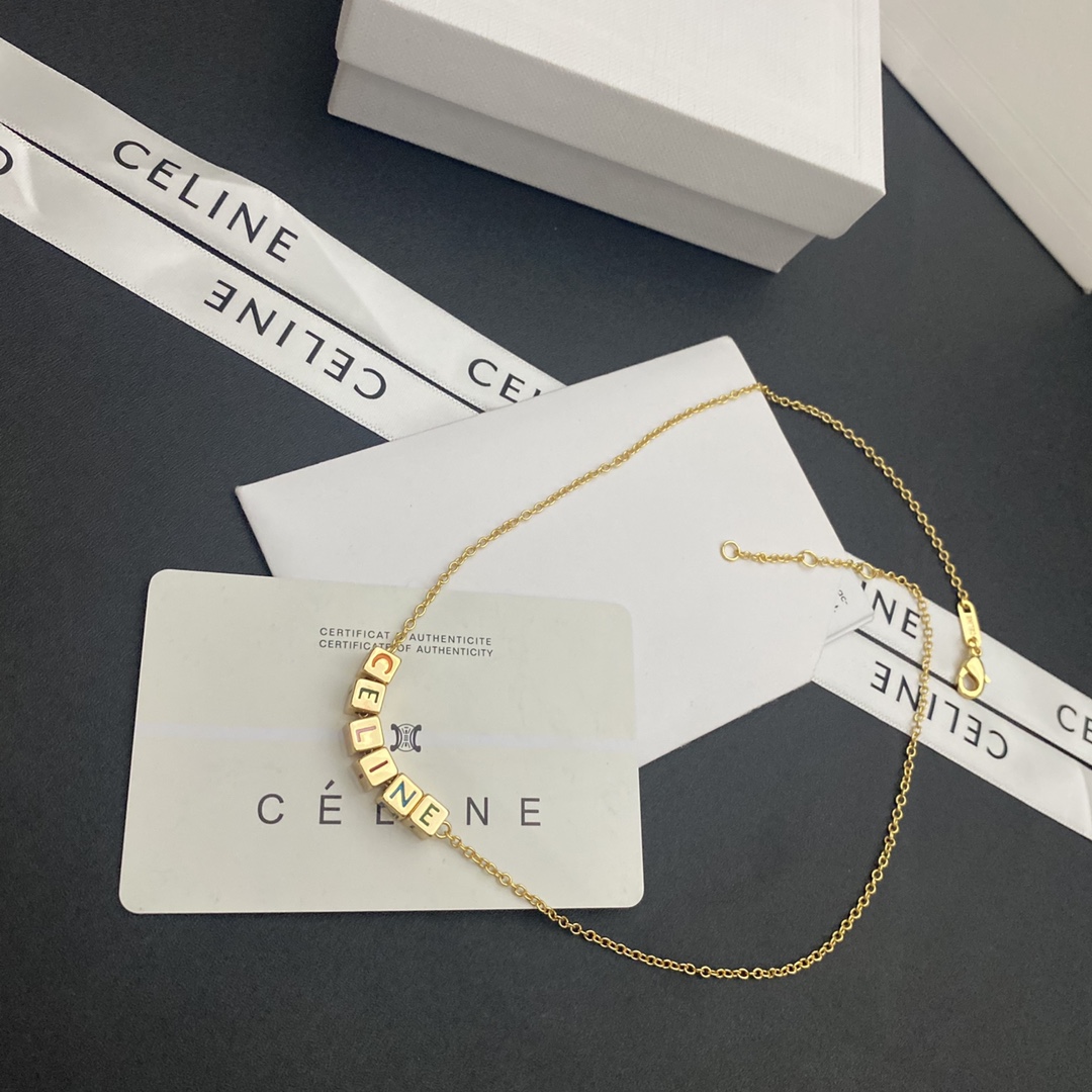 B284  CELINE--necklace 106435