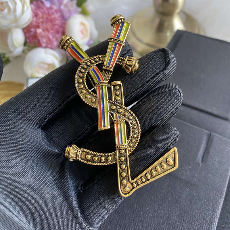 C127 YSL brooch 107767