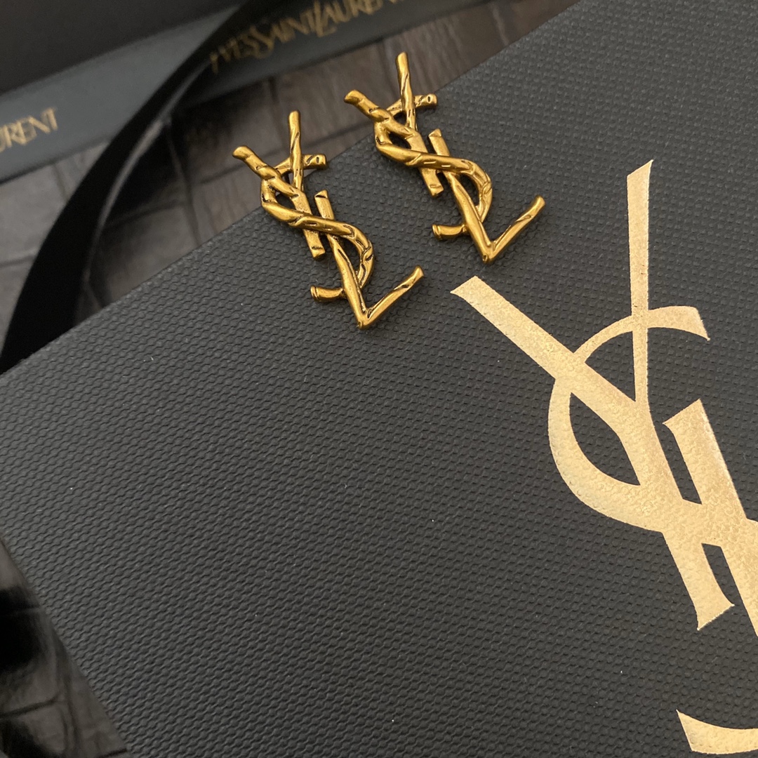 A306 YSL earring 106412