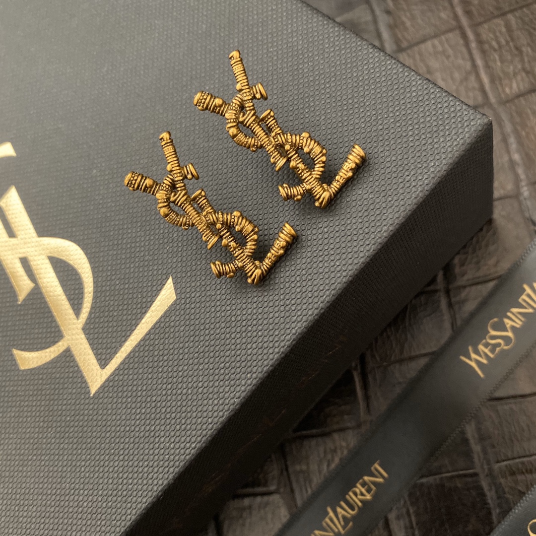 A583 YSL earring 106875