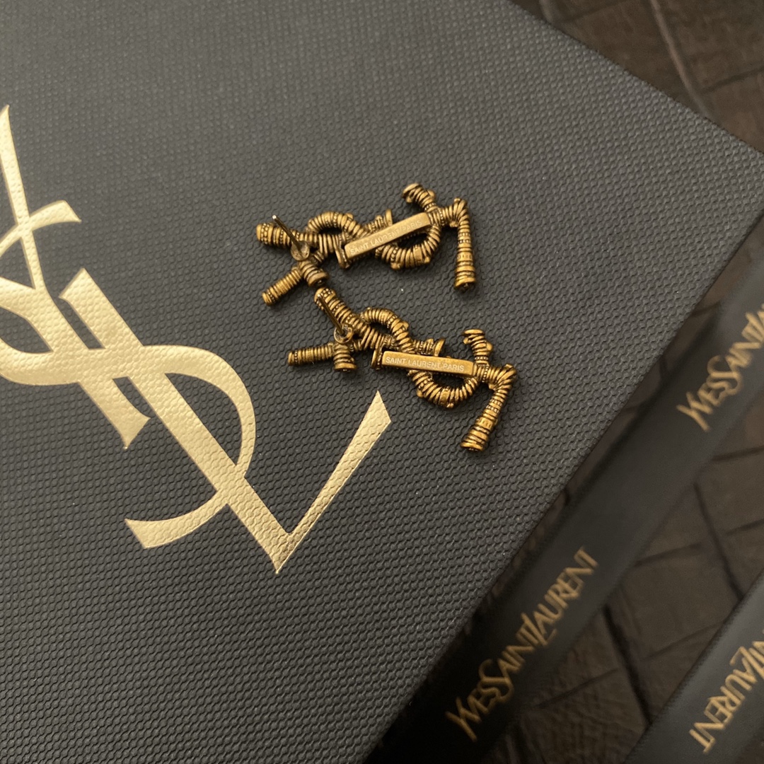 A583 YSL earring 106875