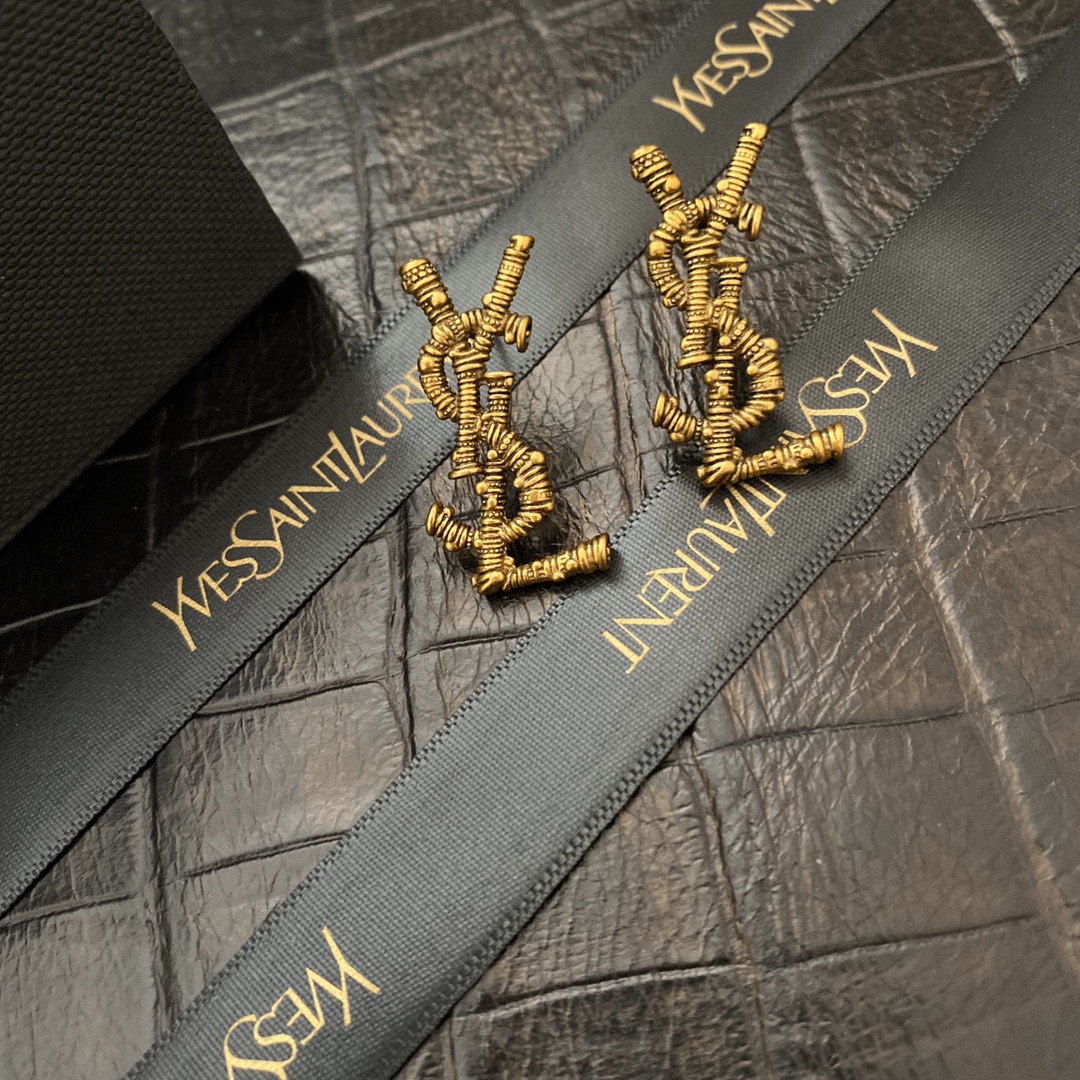 A583 YSL earring 106875