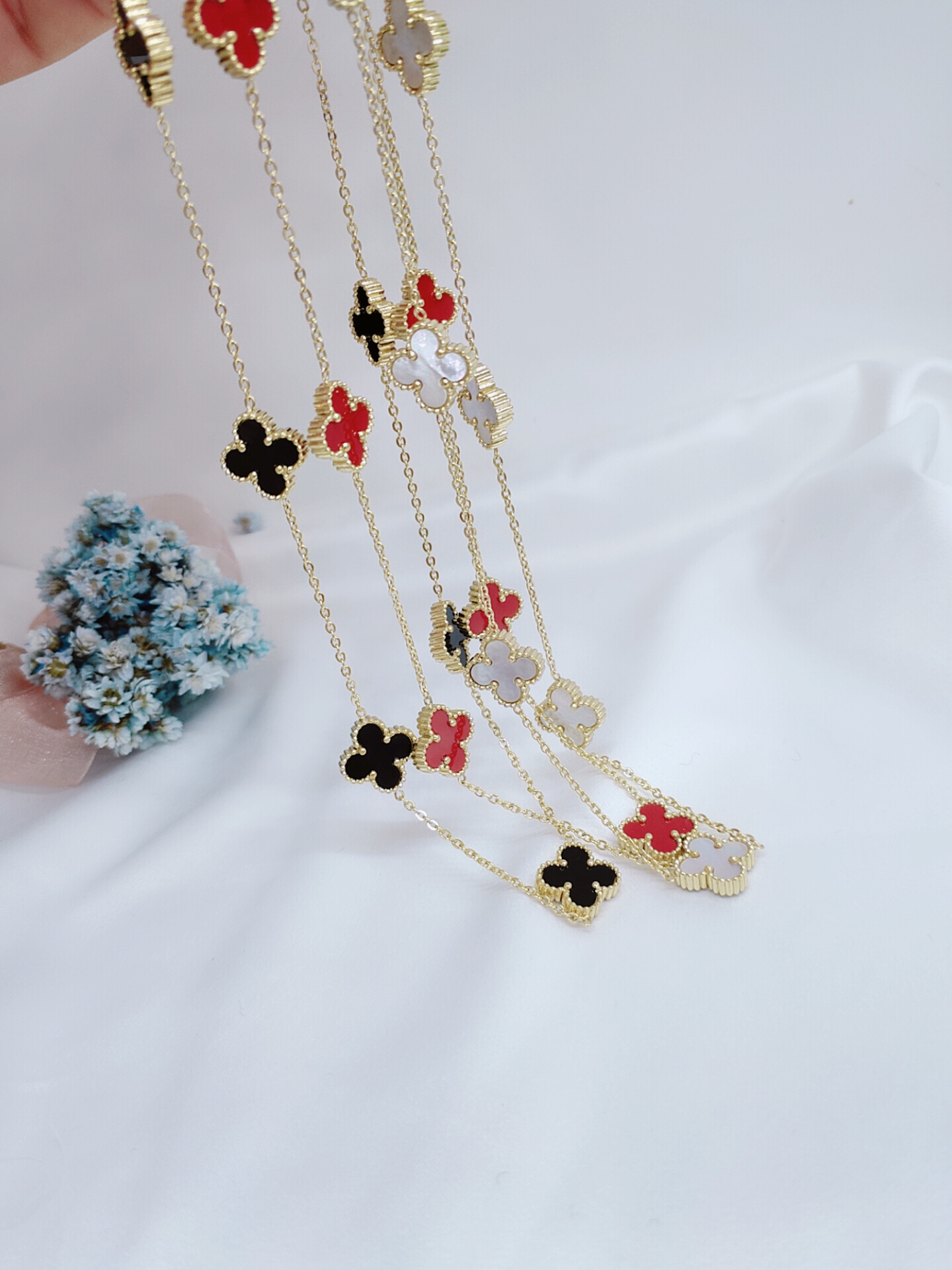 X129 VCA necklace 105905