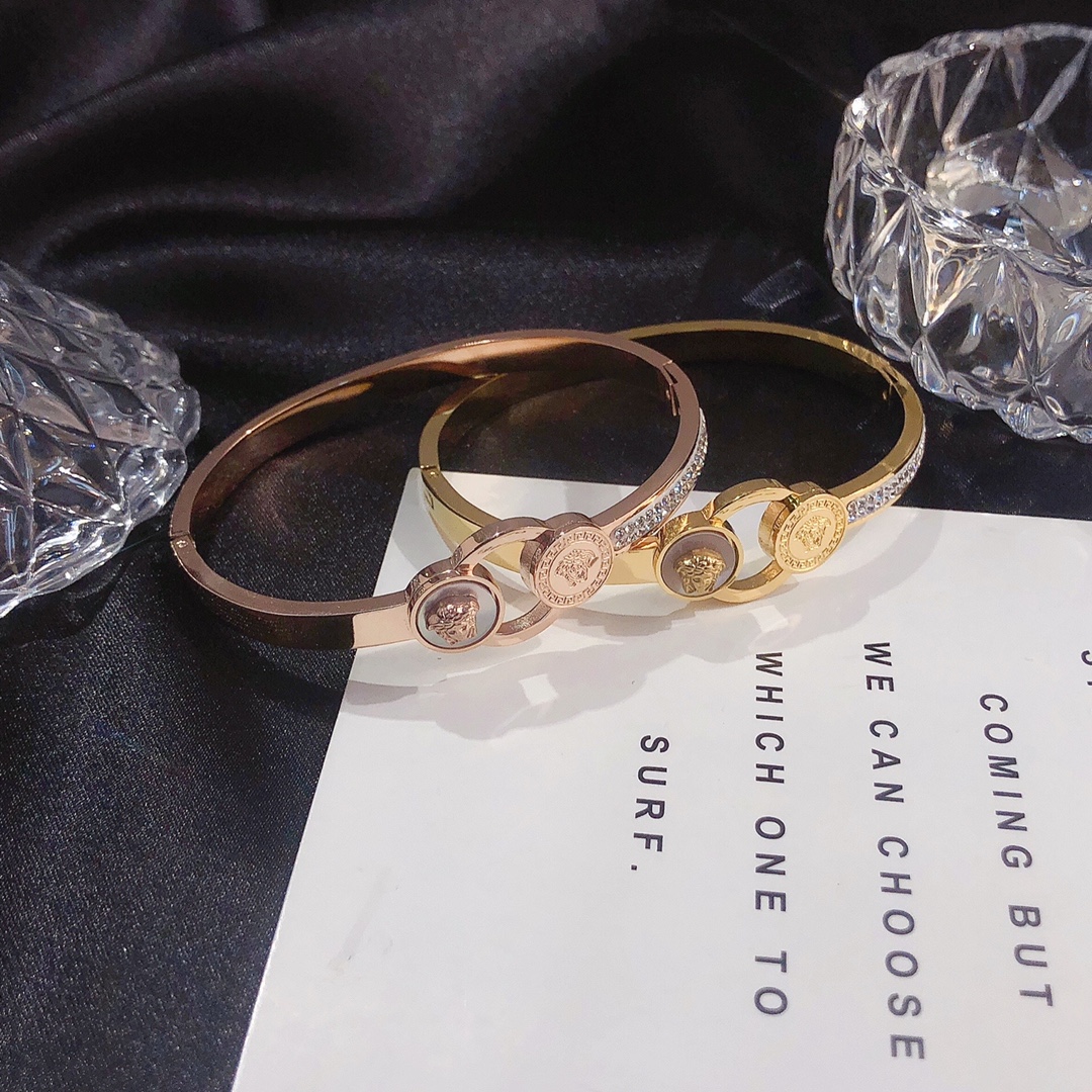 versace bracelet 105748