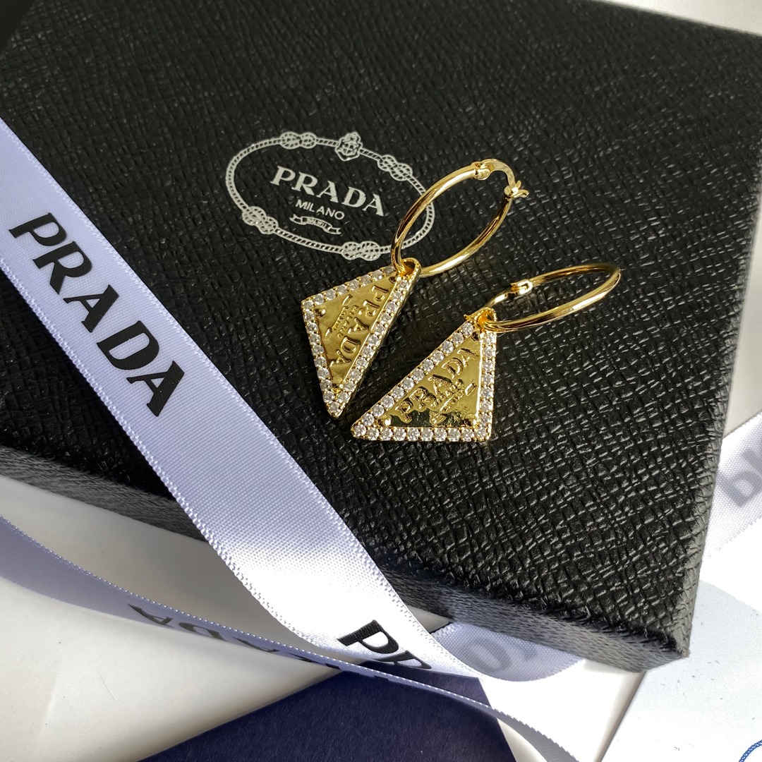 A013 PRADA-earring 107106