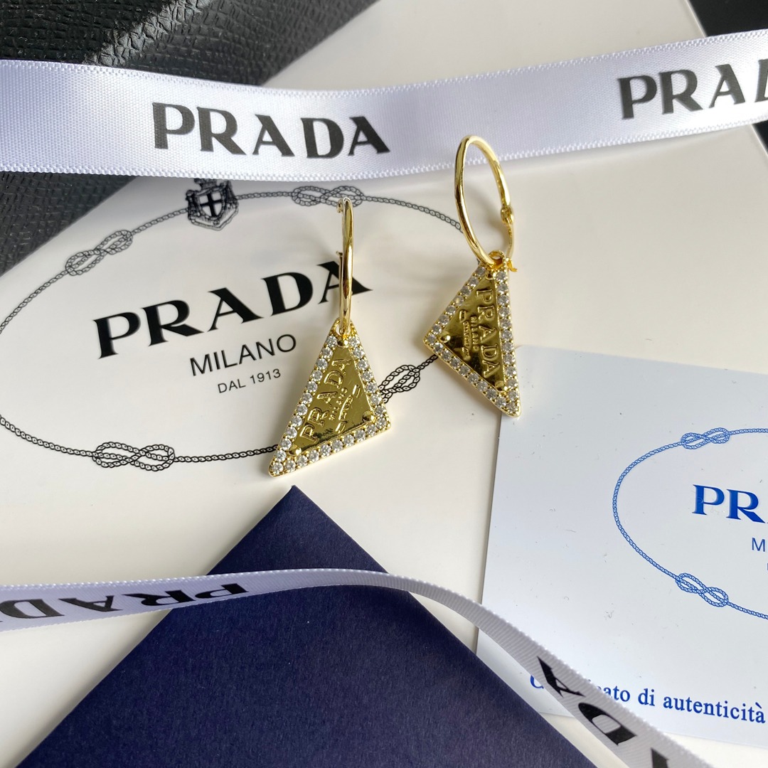 A013 PRADA-earring 107106