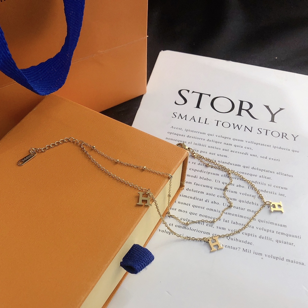 B003  Hermes anklet chain 104969