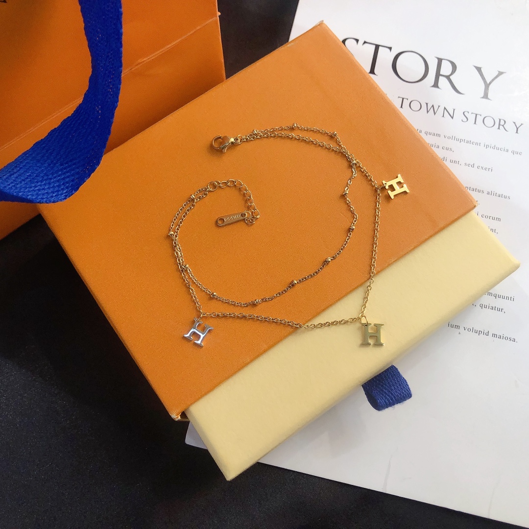 B003  Hermes anklet chain 104969