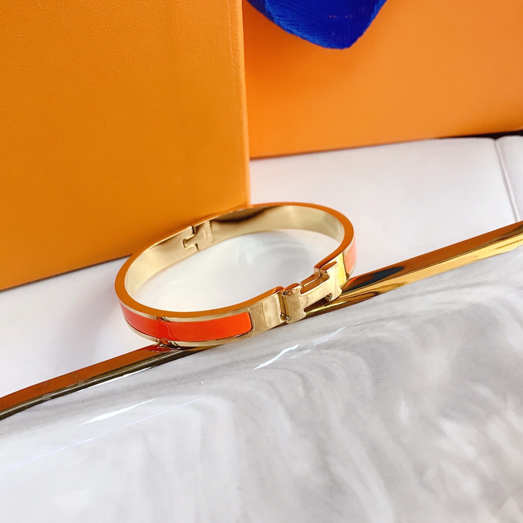 S004 Hermes bracelet 106225