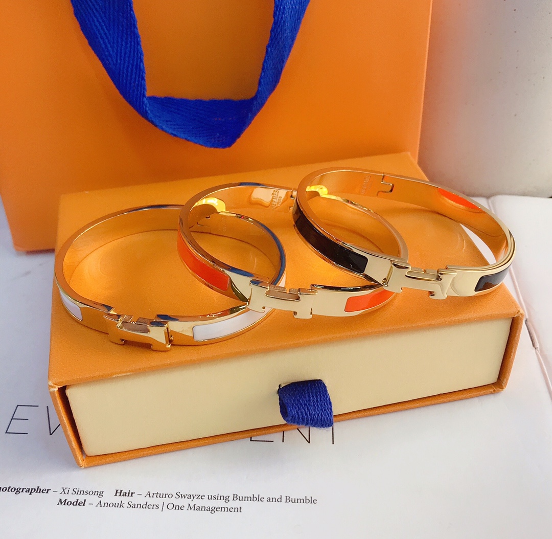 S004 Hermes bracelet 106225