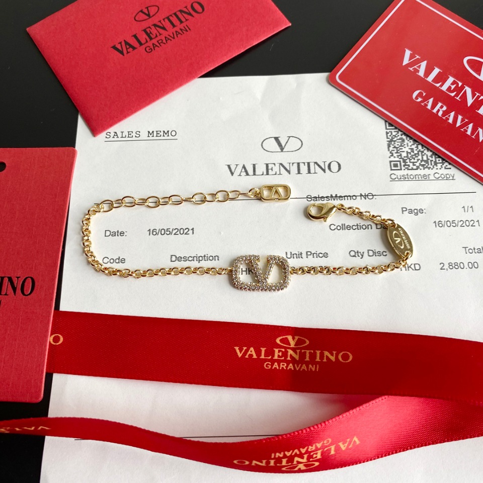 B253 Valentino bracelet 106538