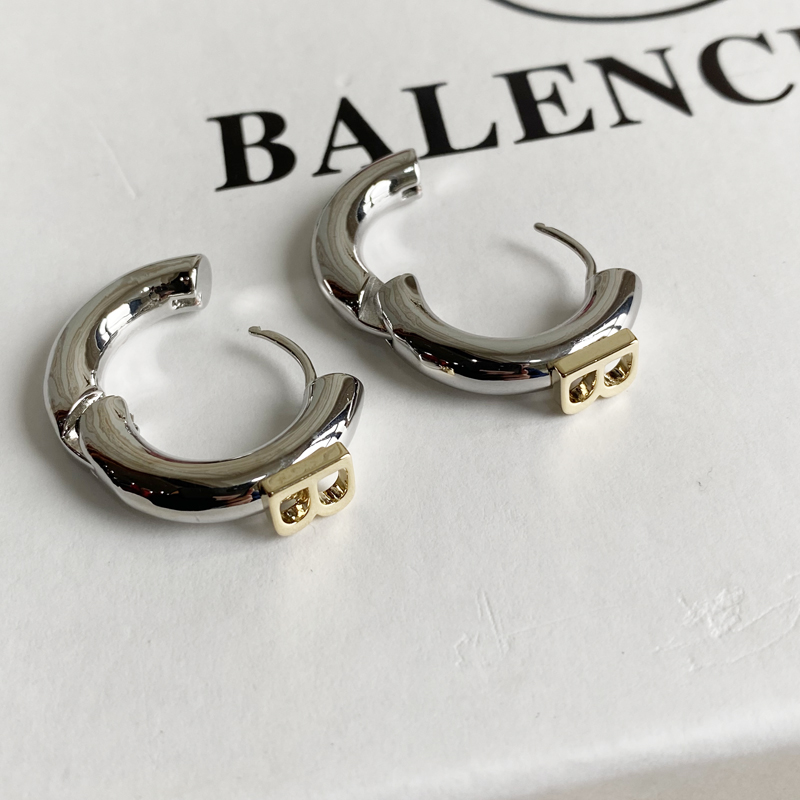 A509 Balenciaga earring 104440