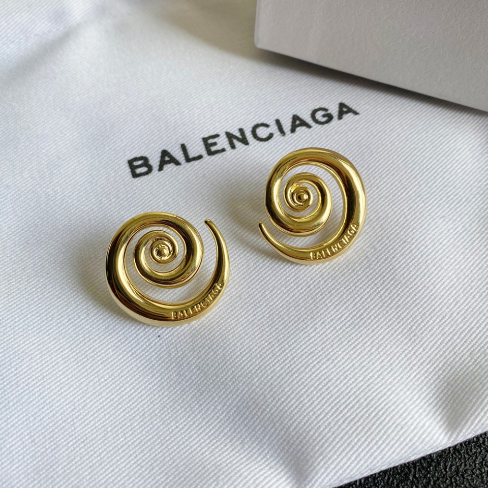 A098 Balenciaga earring 106427