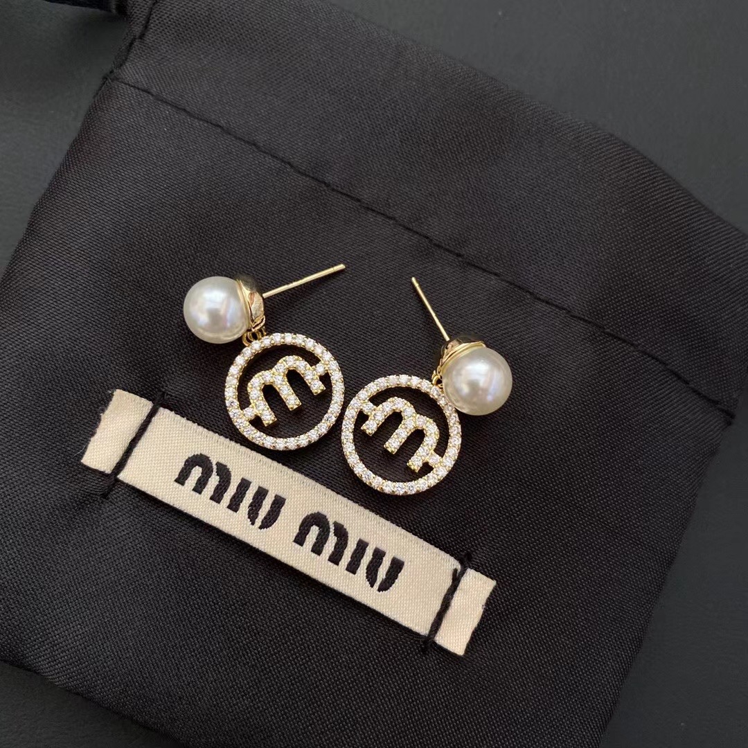 A125 miumiu earring