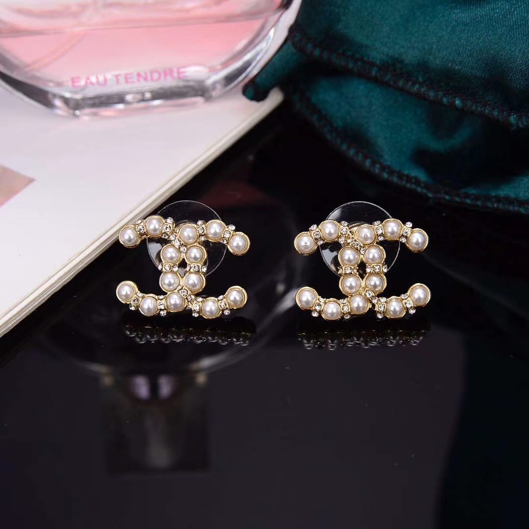 A031 Chanel earring 107657