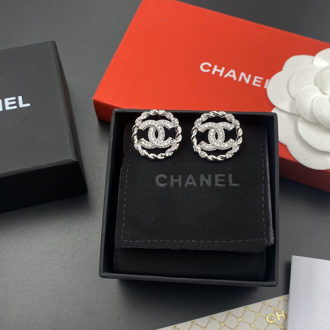 A806 Chanel earring 107663