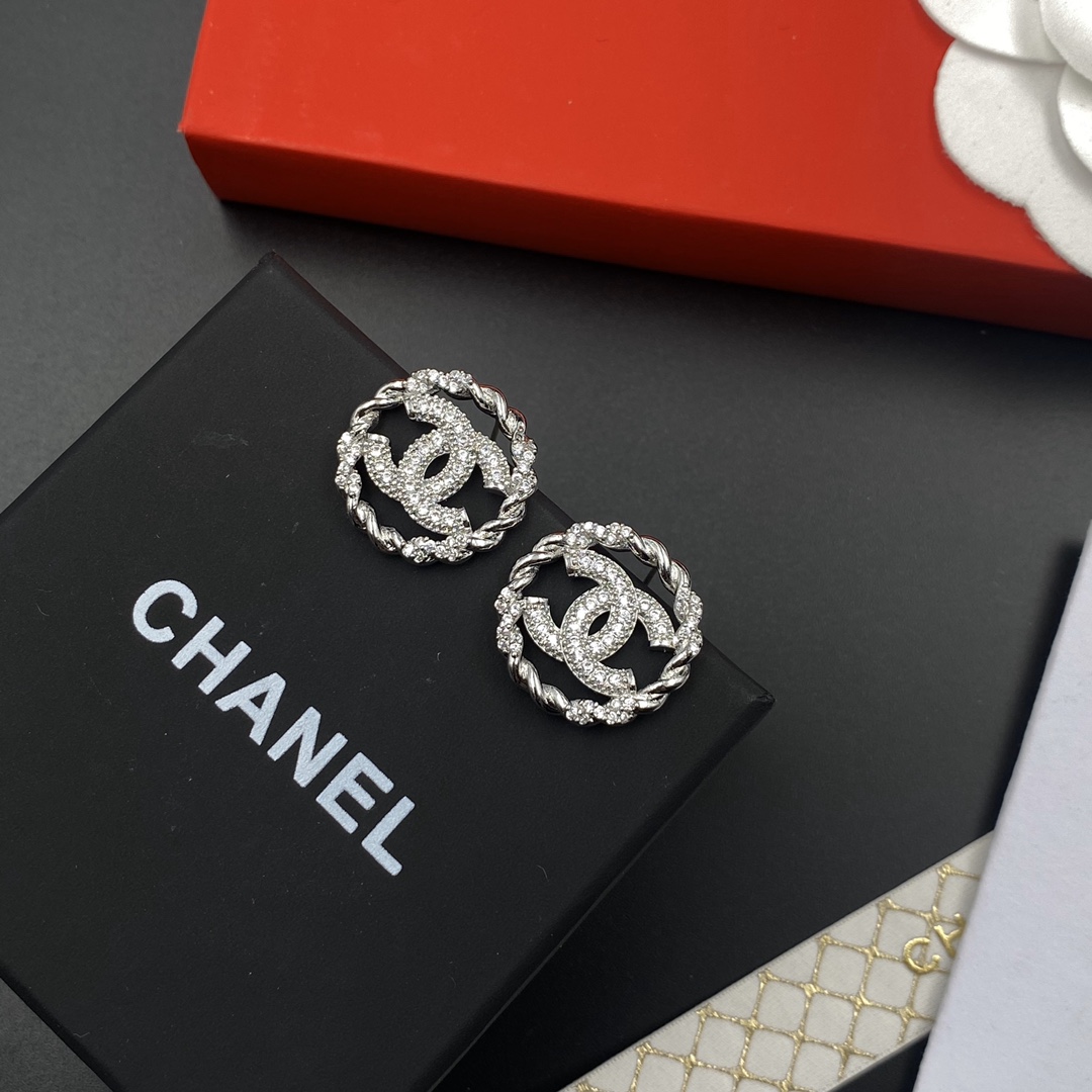 A806 Chanel earring 107663