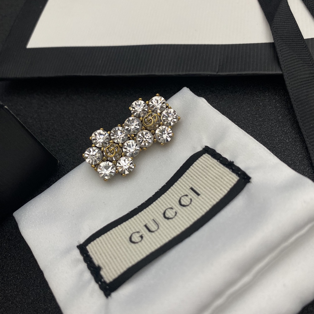 A227 Gucci earring 105990