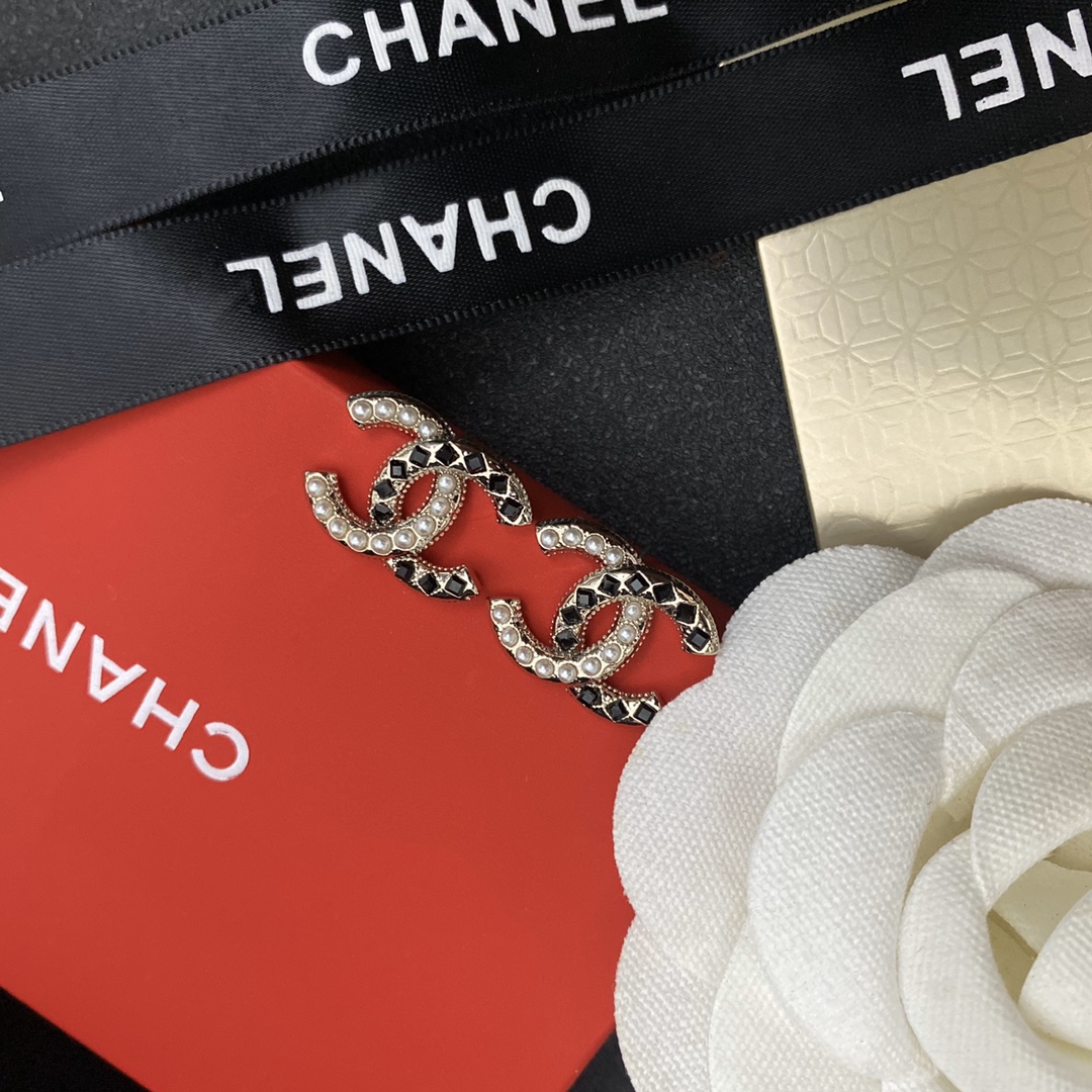 A082 Chanel earring 107668