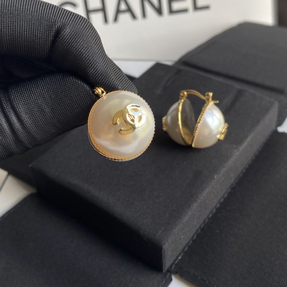 A447 Chanel earring 107671