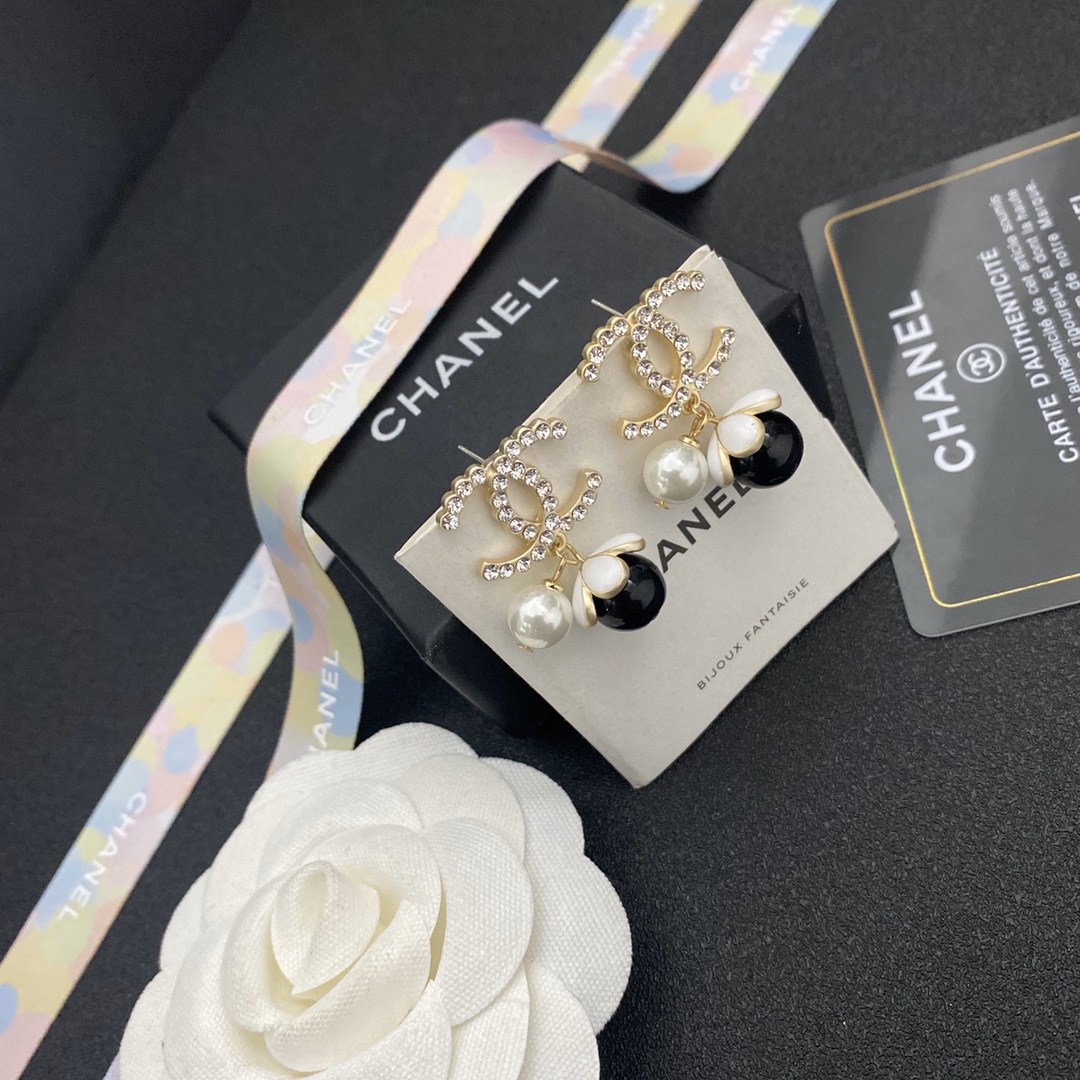 A499 Chanel earring 107699