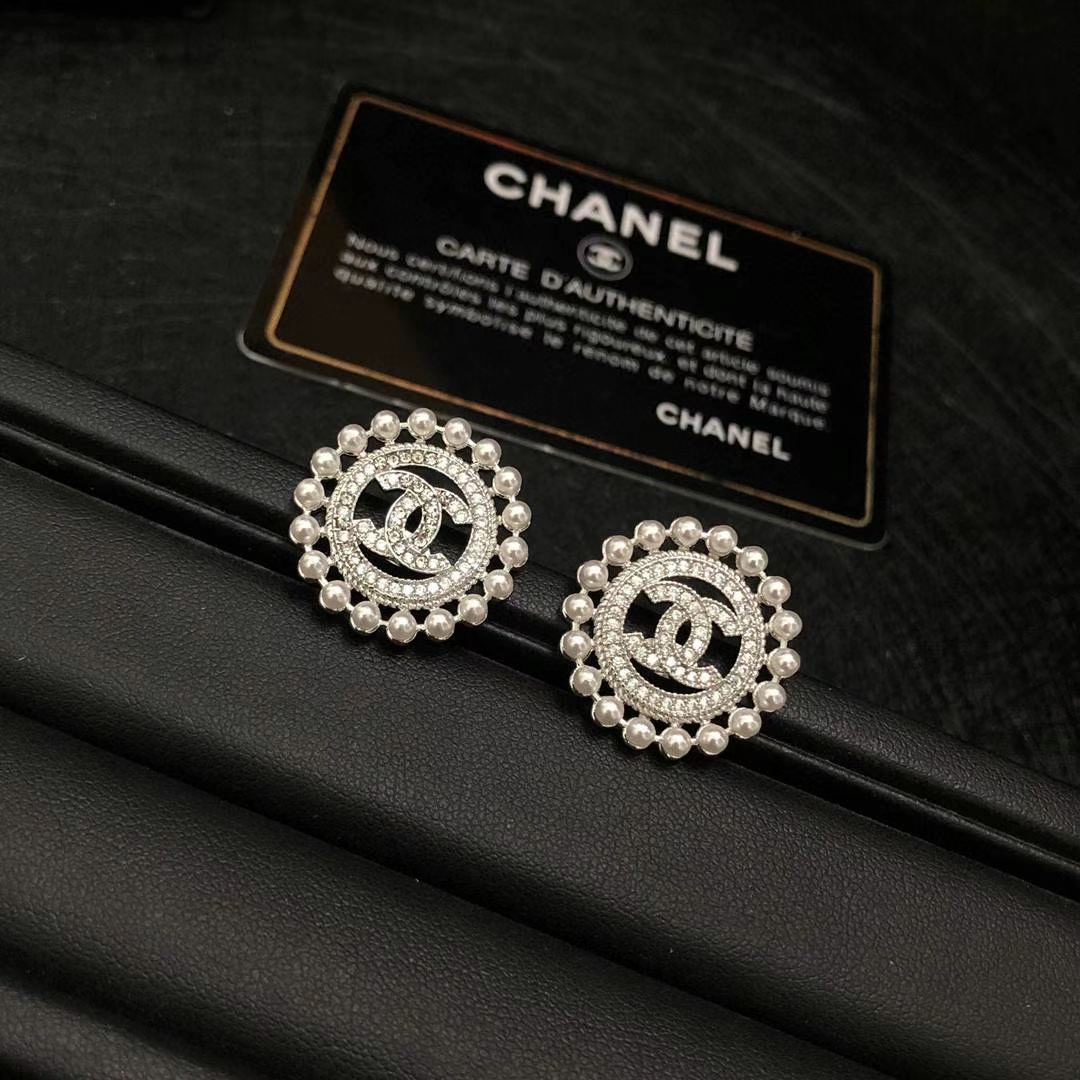 A155 Chanel earring 107711