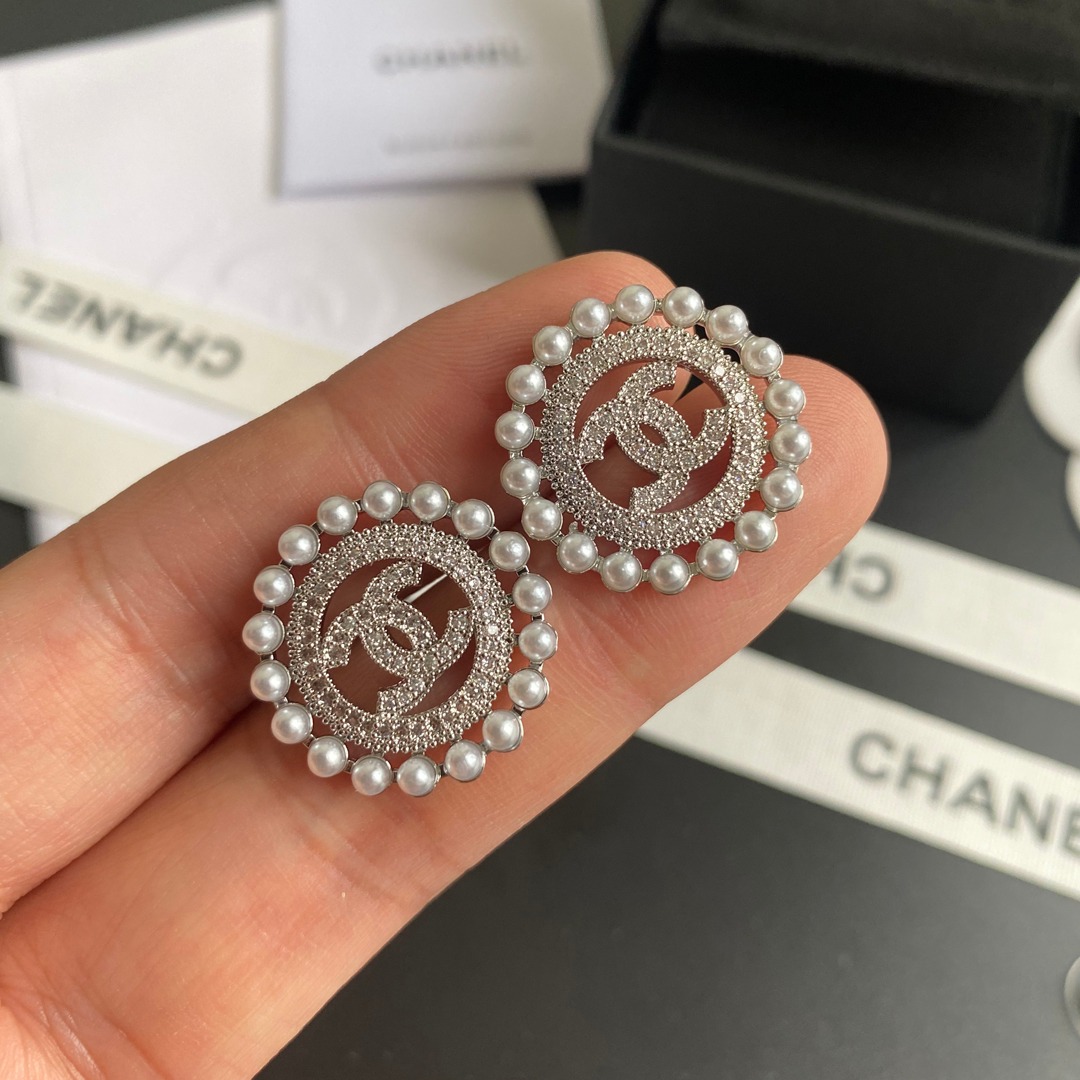 A155 Chanel earring 107711