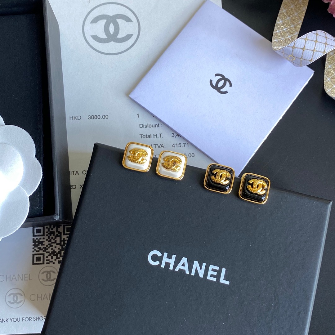 Chanel earring 107721