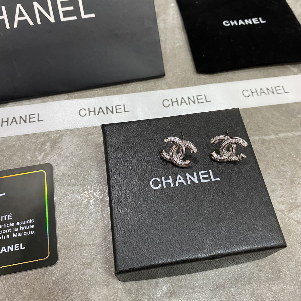 A143 chanel earring 107722