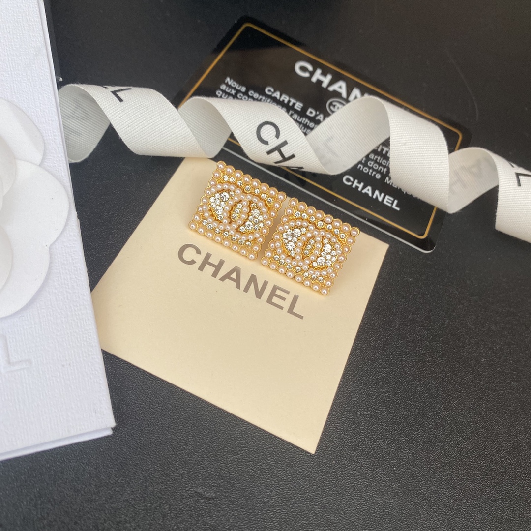 A273 Chanel earring 107726