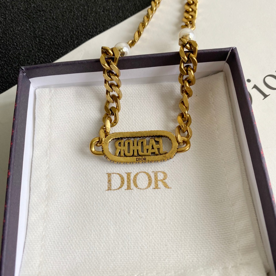 B271 Dior necklace 107746