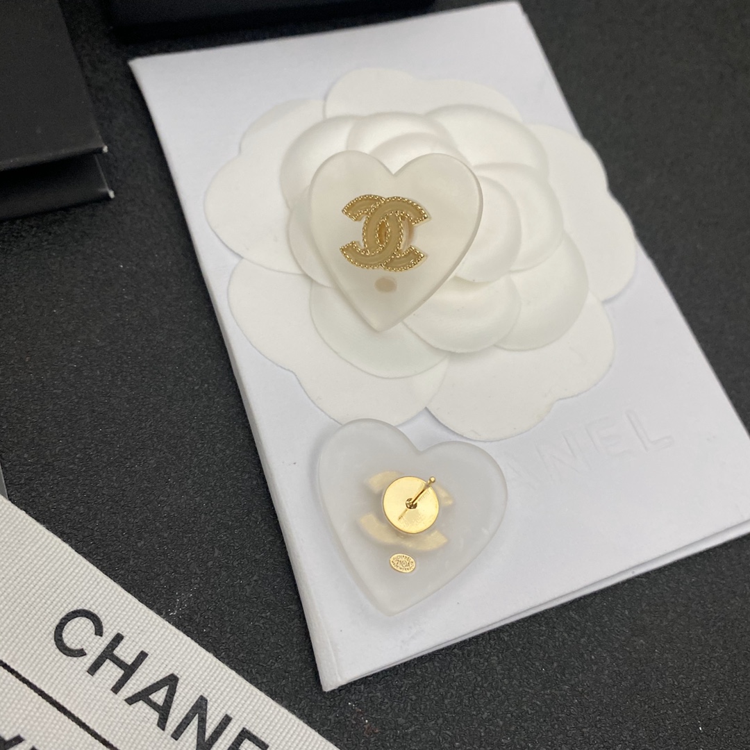 A683  Chanel earring 107782