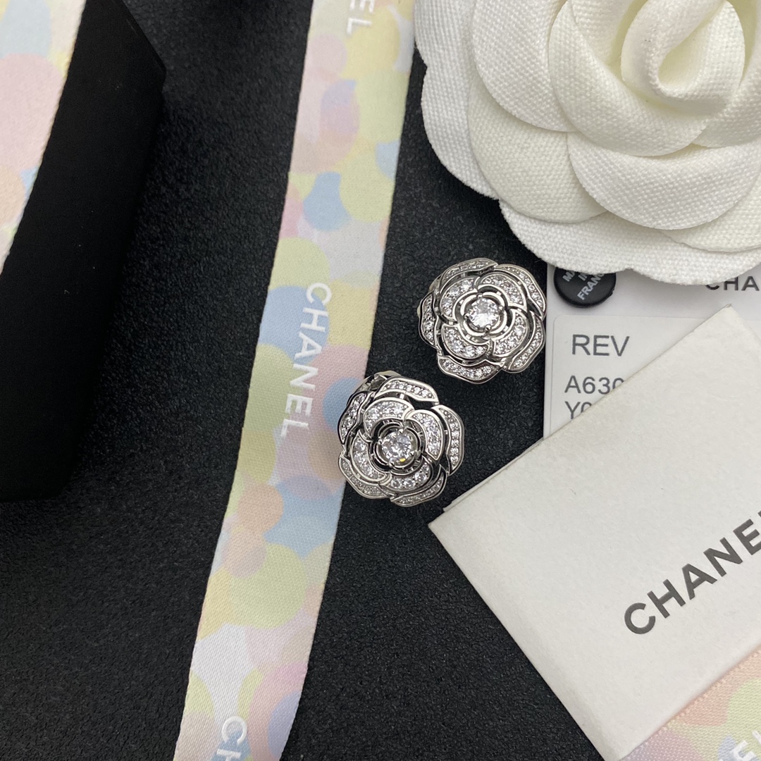 A469 Chanel earring 107789