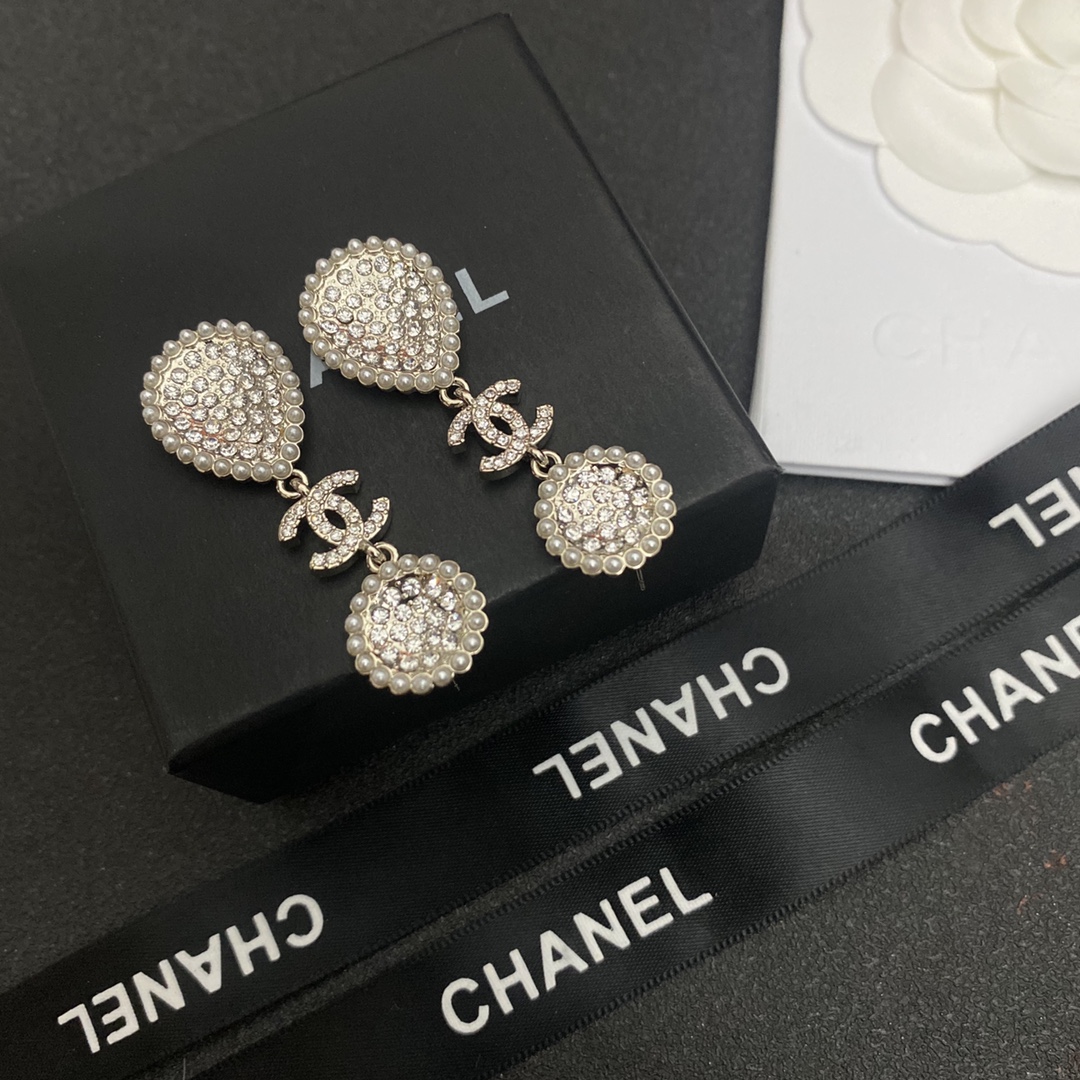 A033 Chanel earring  107798