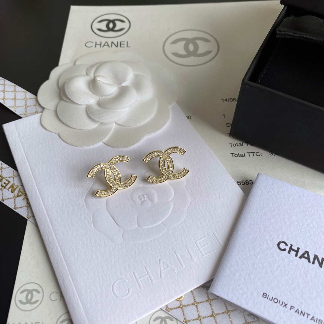 A341 chanel earring 107800