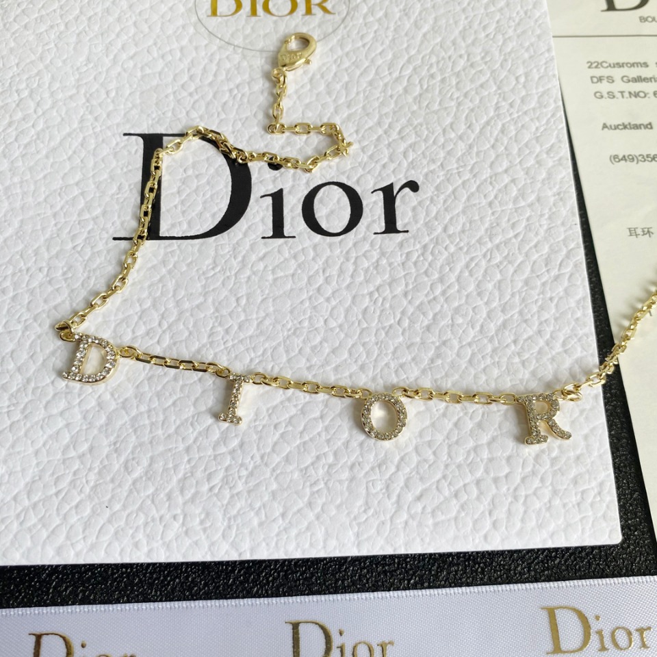 B277 Dior necklace 107823