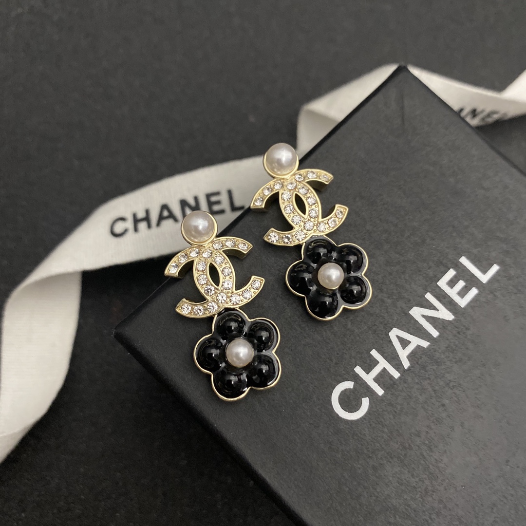 A567 Chanel earring 107829