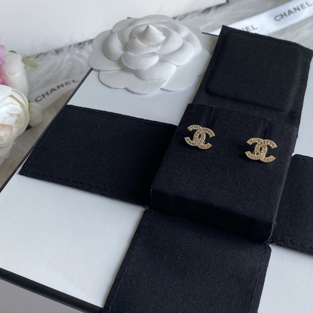 Chanel earring 107869