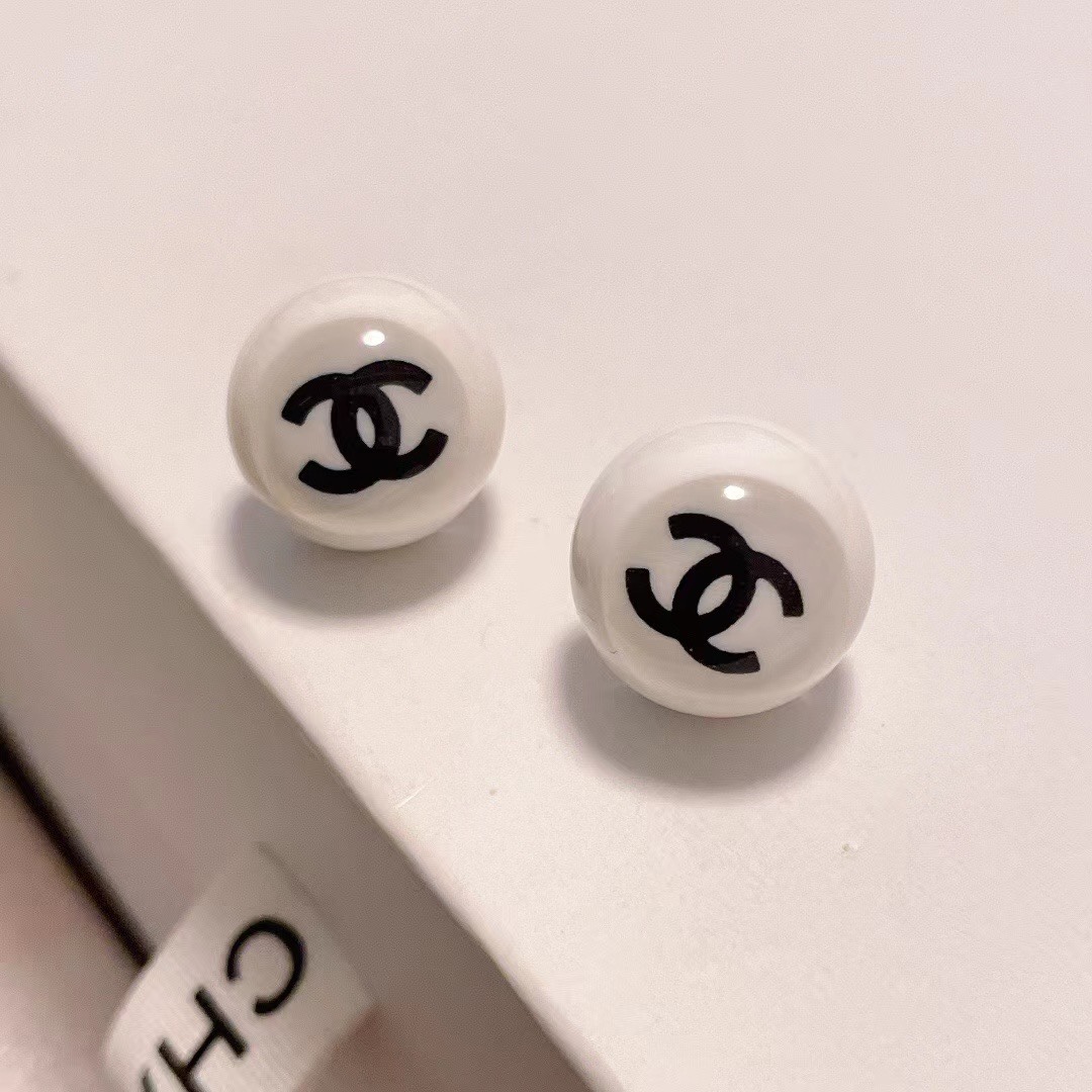 Chanel earring 107870