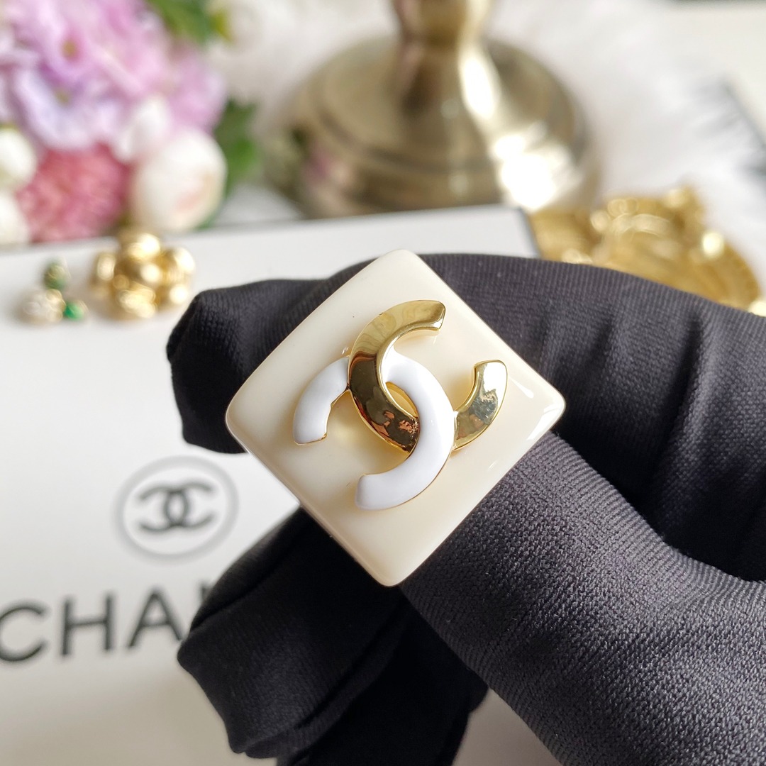 JZ033 Chanel ring 107873