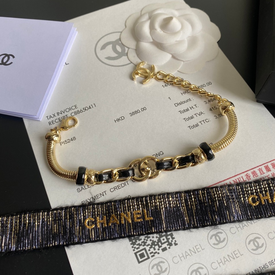 B228 Chanel bracelet 107909