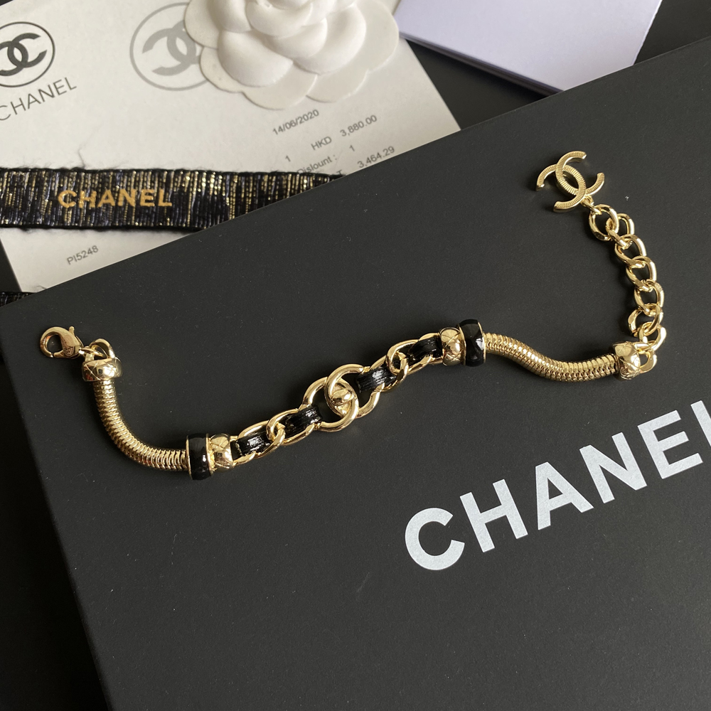 B228 Chanel bracelet 107909