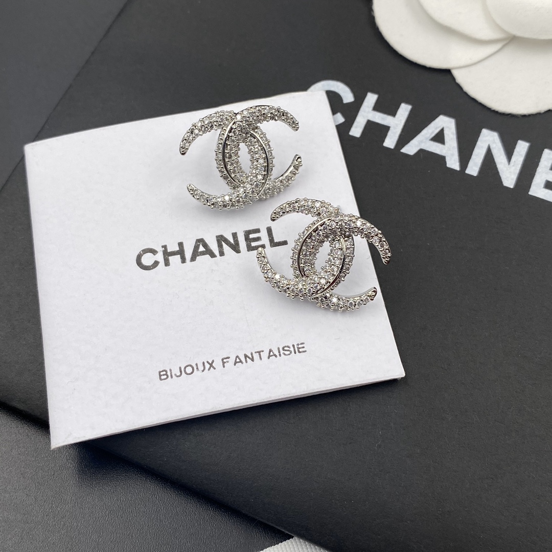 A181 chanel earring 107910