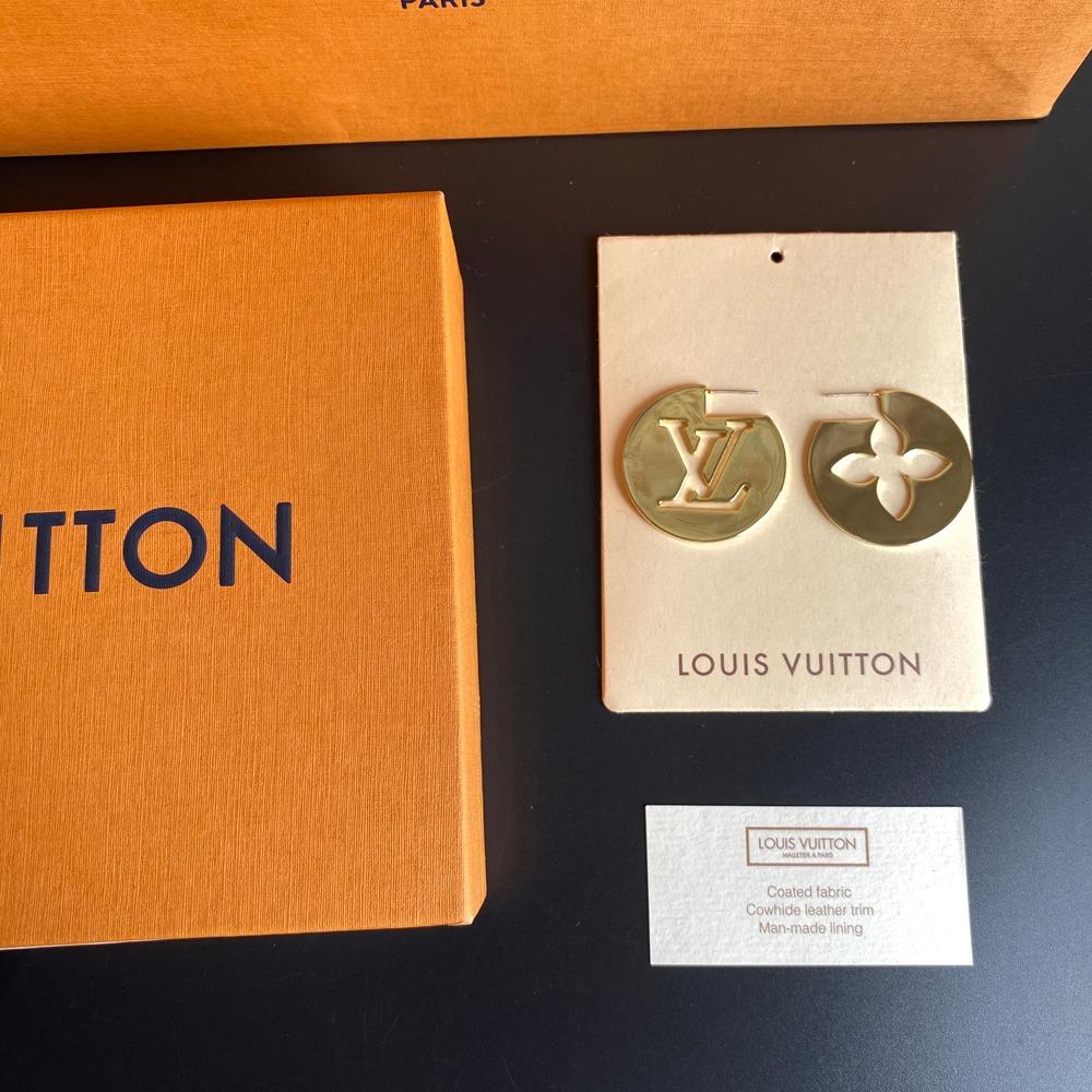 A713 LV-earring 107919