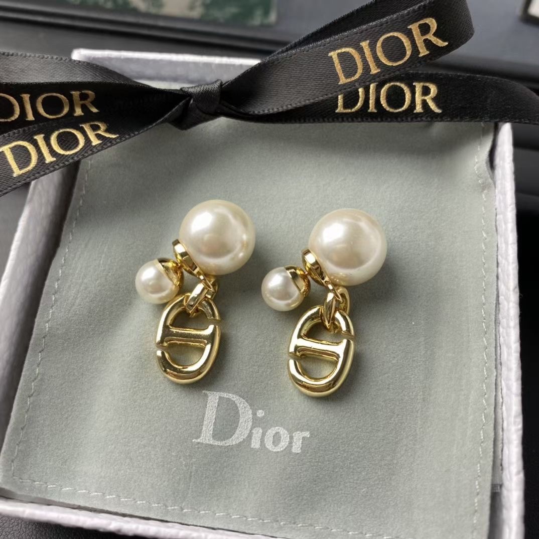 A762 Dior earring 107932