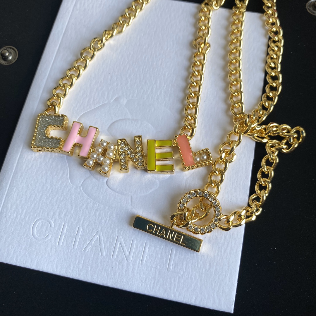 B321 Chanel necklace 107939