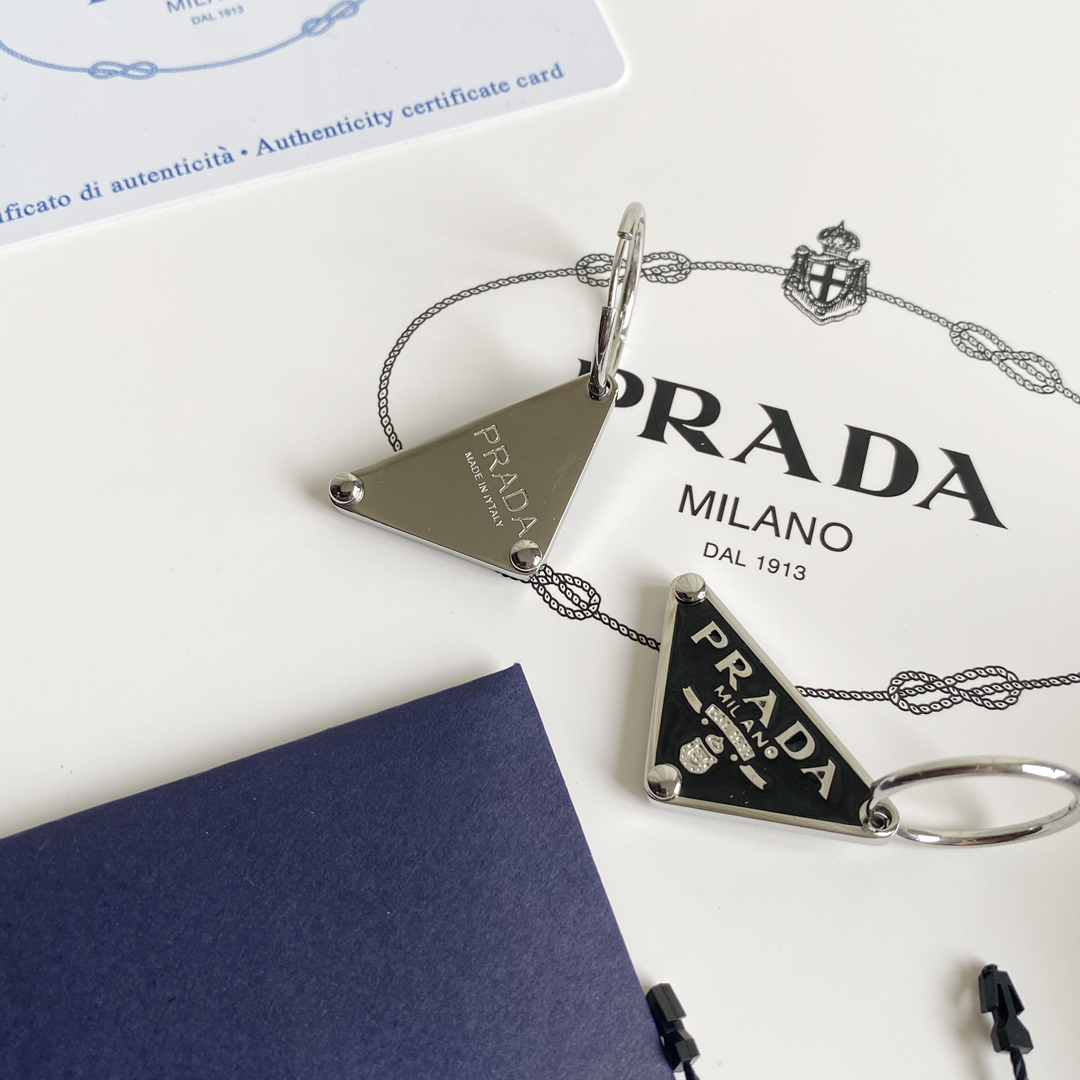 A175 PRADA-earring 107945