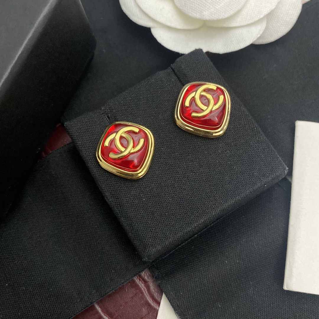 A682 Chanel earring 107956