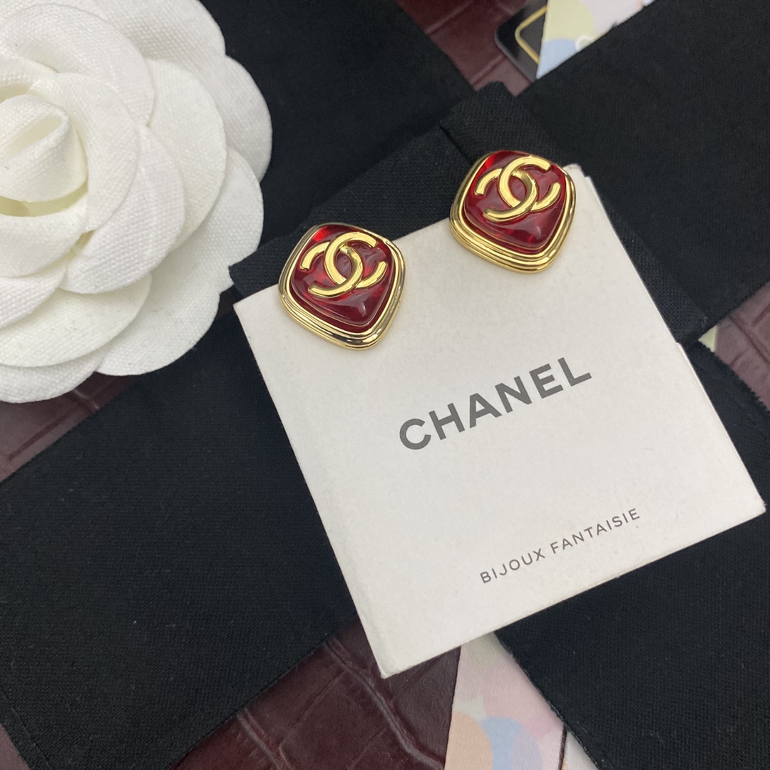 A682 Chanel earring 107956